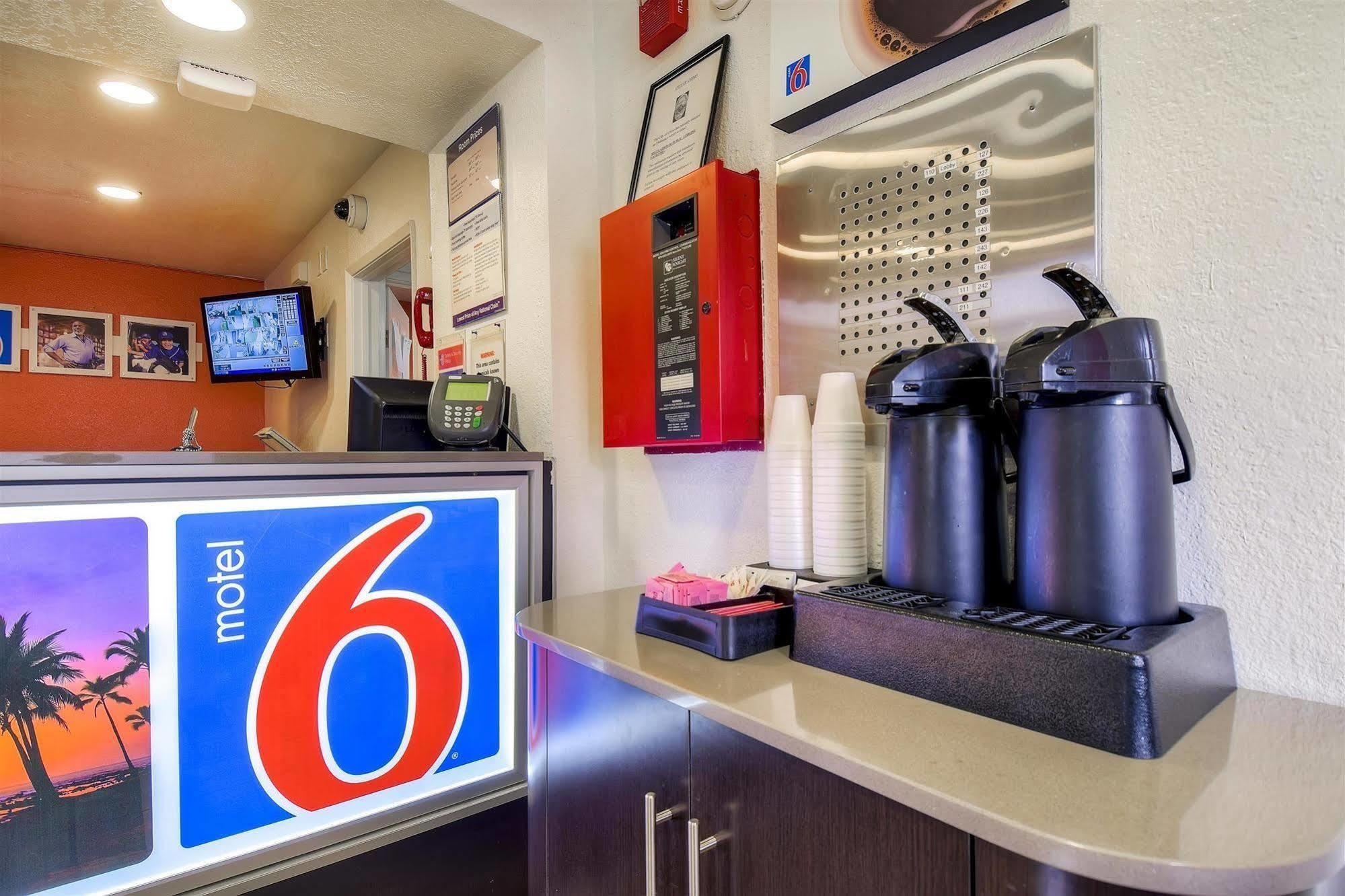 Motel 6-Chino, Ca - Los Angeles Area Dış mekan fotoğraf