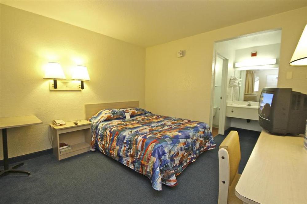 Motel 6-Chino, Ca - Los Angeles Area Oda fotoğraf